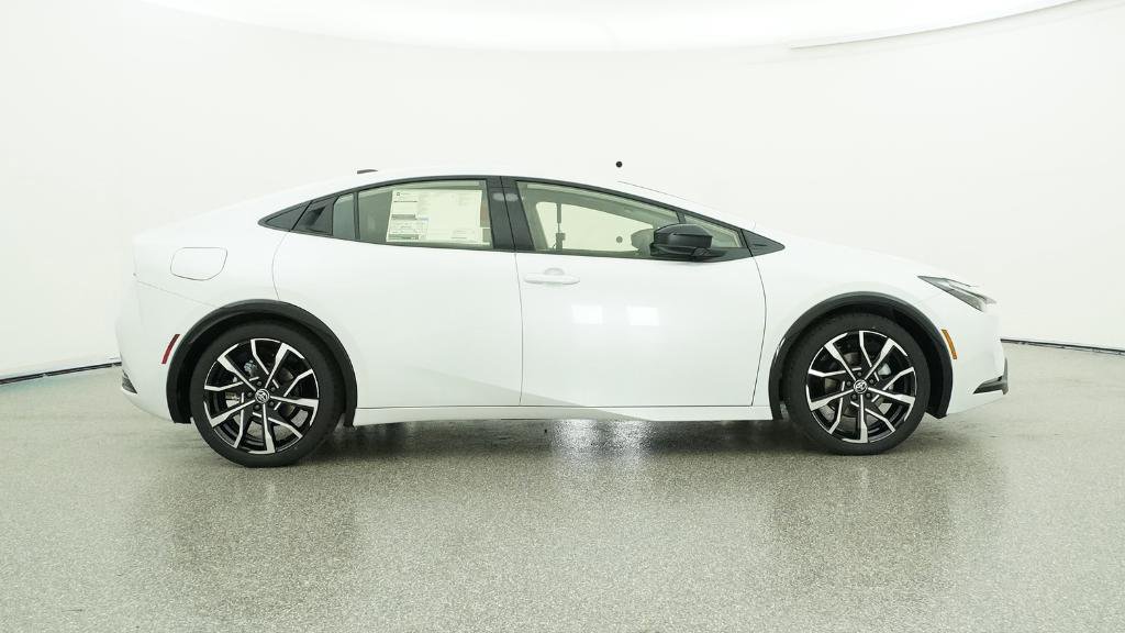 New 2026 Toyota Prius Plug-In Hybrid FWD image 26