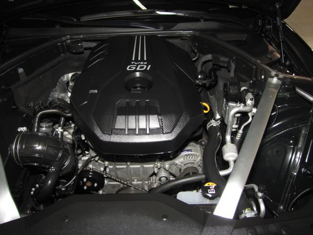 Used 2023 Genesis G70 2.0T RWD image 21