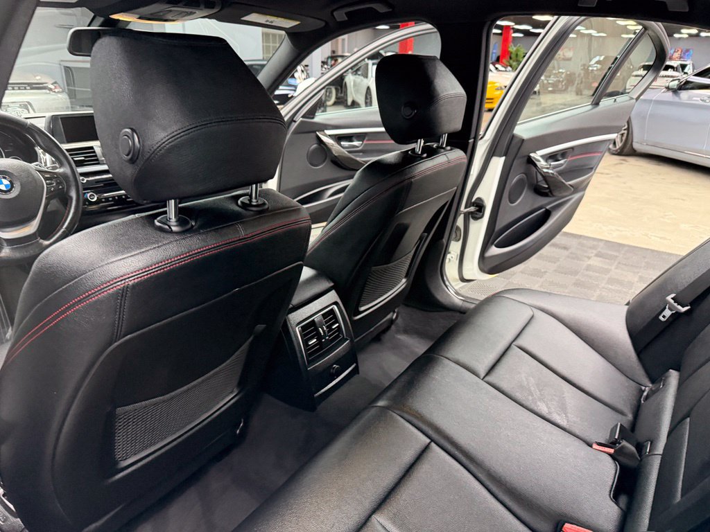 Used 2017 BMW 330i Sedan RWD image 37