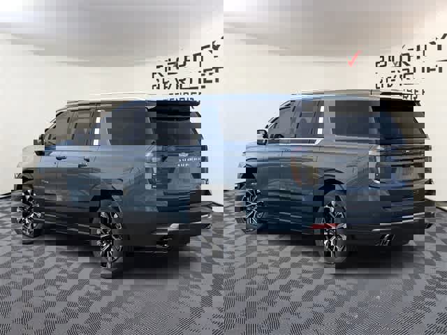 New 2026 Chevrolet Suburban High Country image 3