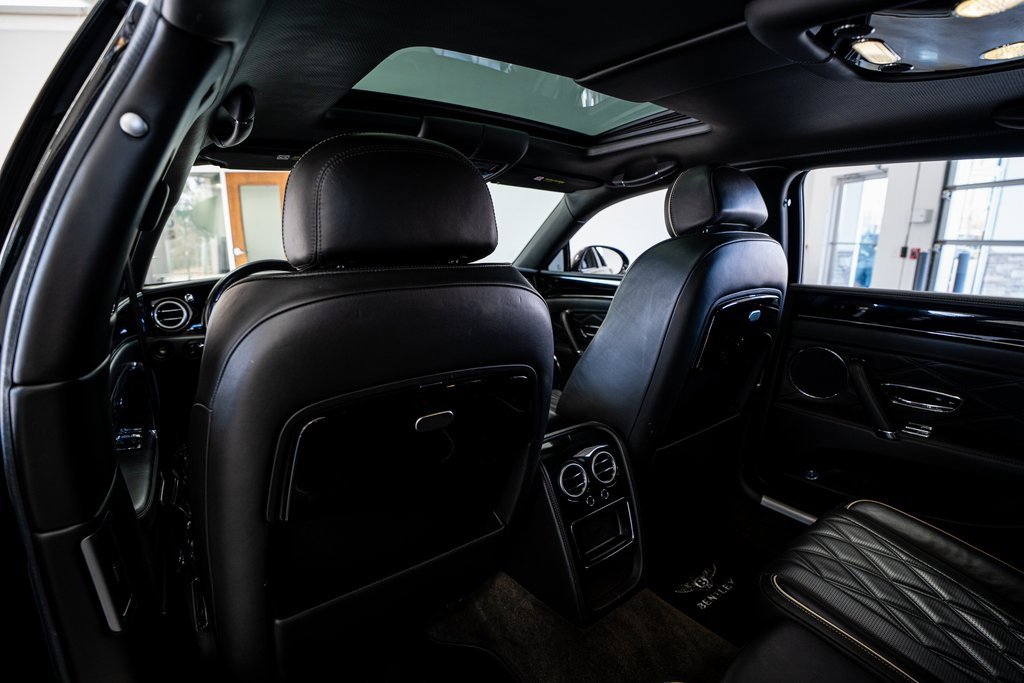 Used 2015 Bentley Flying Spur V8 image 52