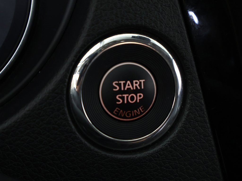 Used 2022 Nissan Rogue Sport SV w/ Technology Package image 40