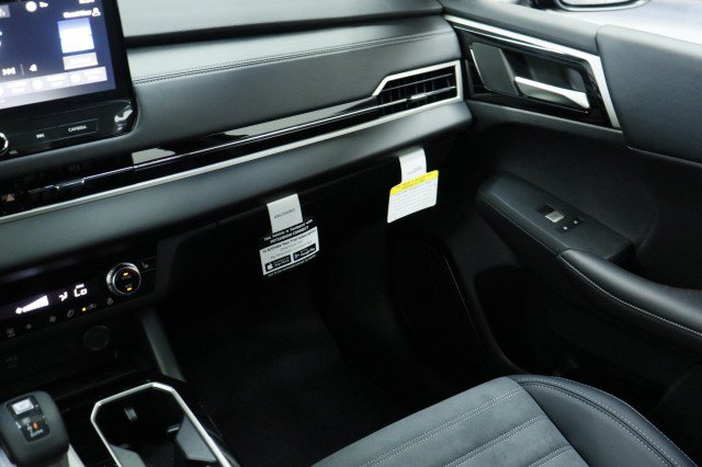 New 2026 Mitsubishi Outlander SE FWD image 21