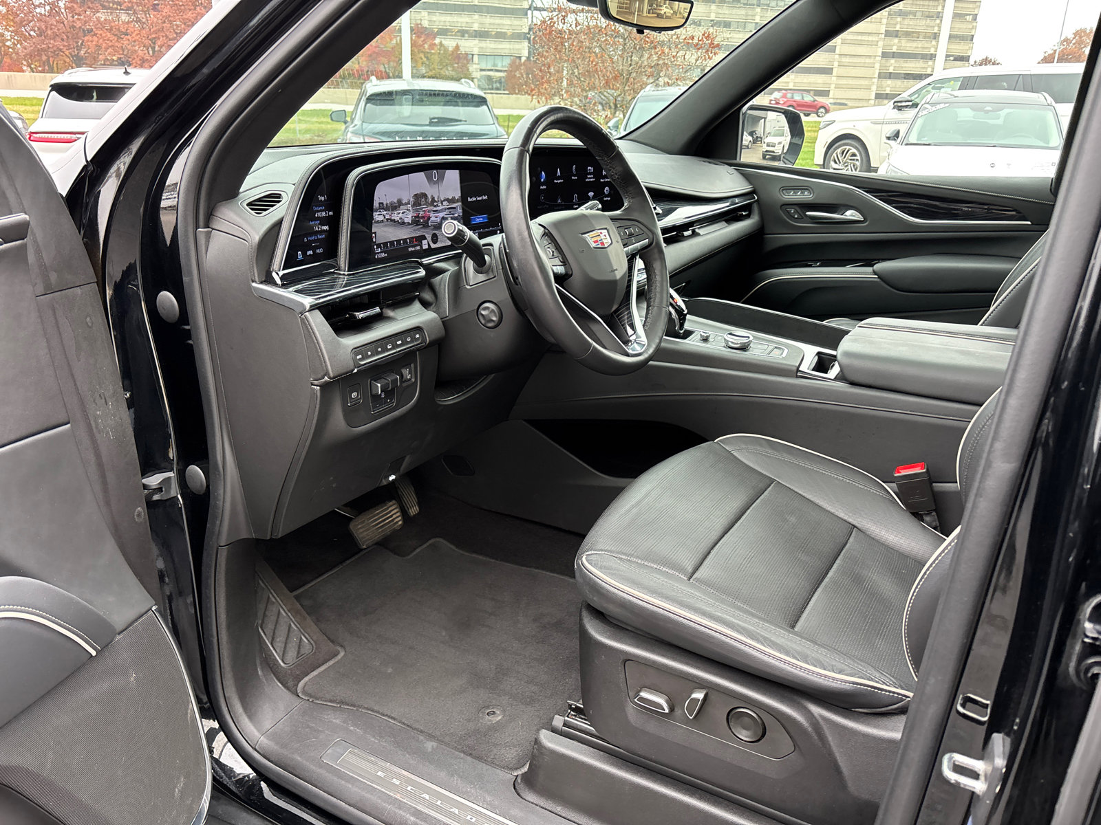 Used 2022 Cadillac Escalade Sport w/ Touring Package image 23