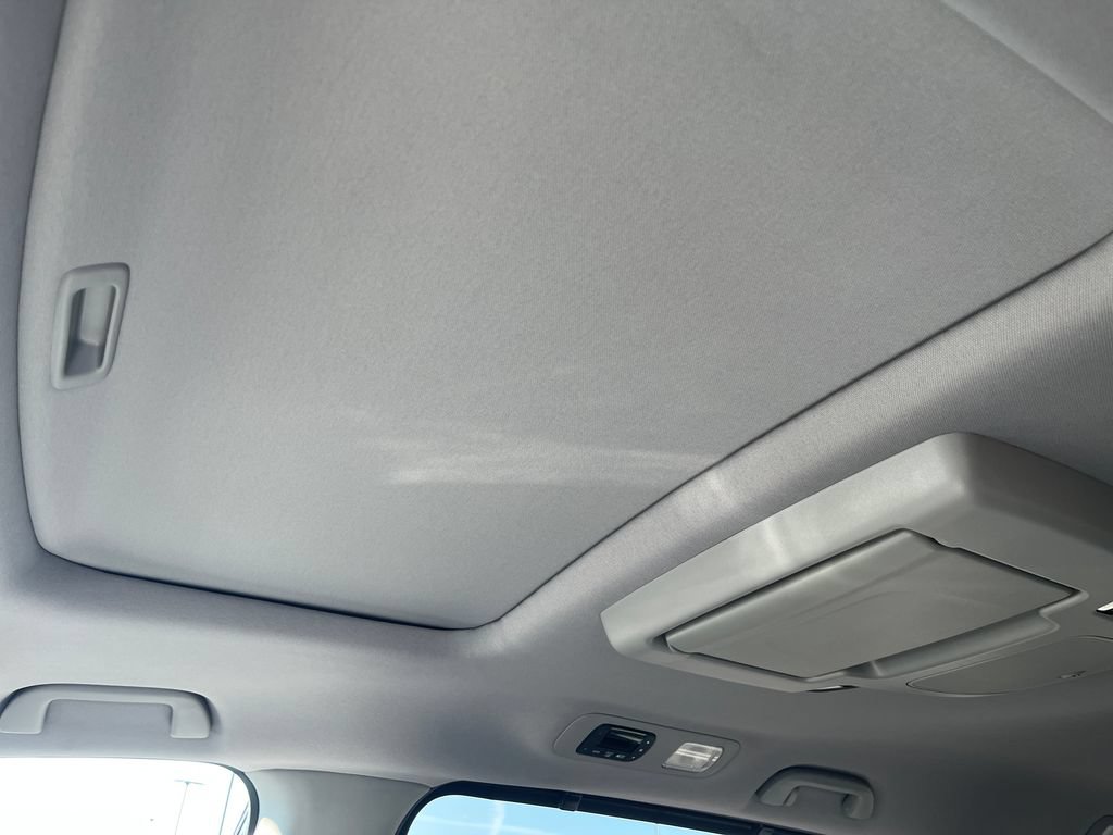 Used 2022 Honda Odyssey Elite image 18