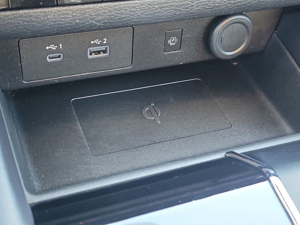 Used 2024 Mitsubishi Outlander SE image 29