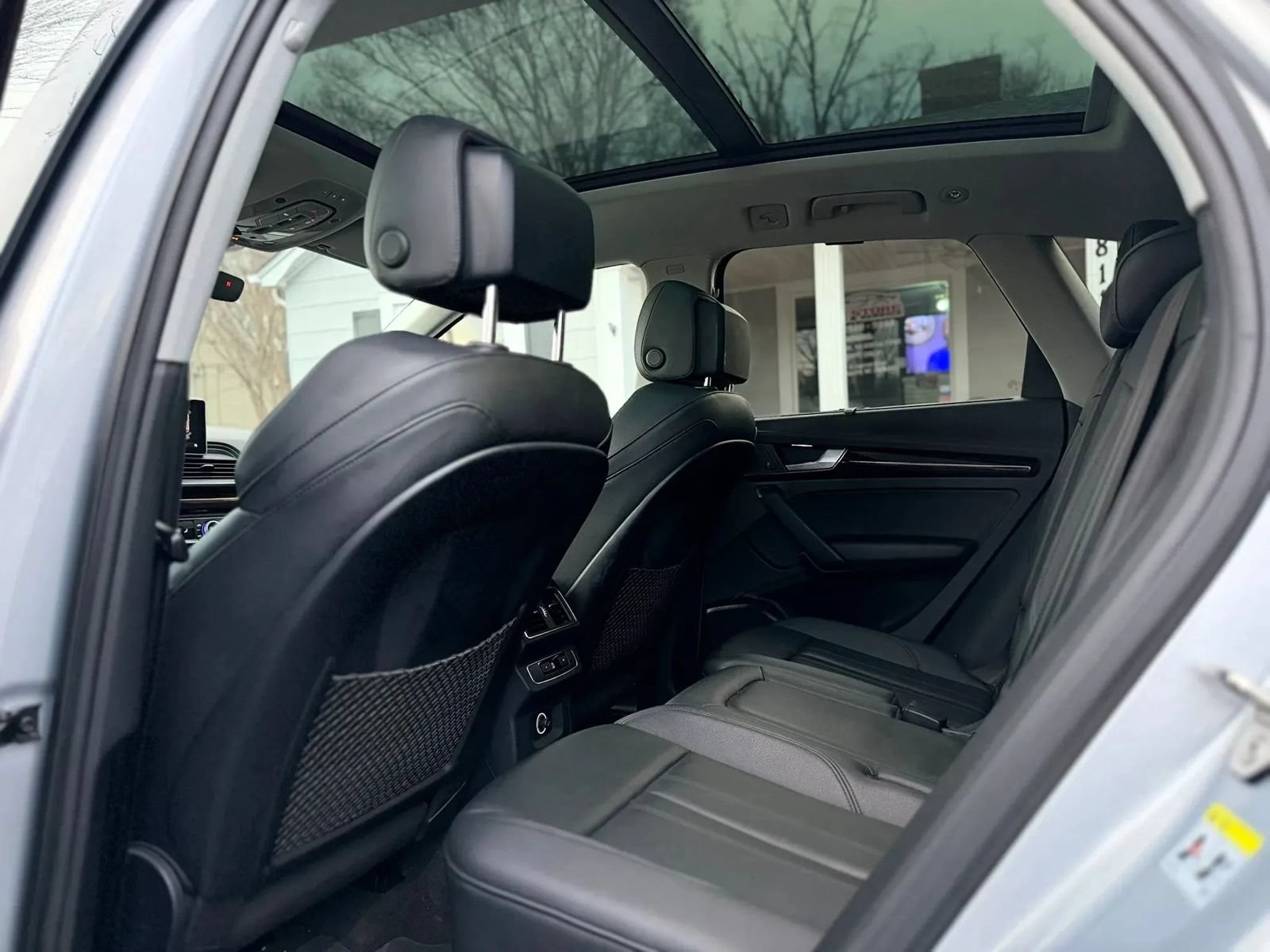 Used 2018 Audi Q5 2.0T Premium Plus w/ Premium Plus Package AWD/4WD image 11