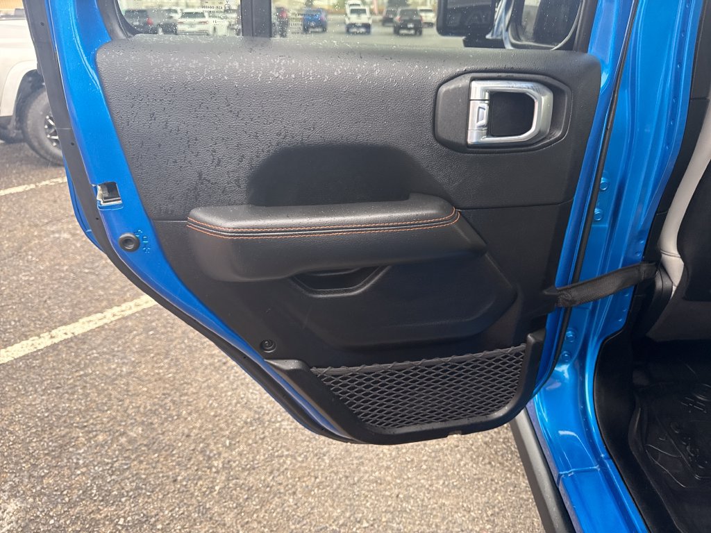 Used 2021 Jeep Gladiator Mojave AWD/4WD image 29