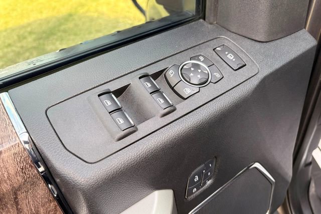 Used 2017 Ford F350 Lariat w/ Lariat Ultimate Package image 36