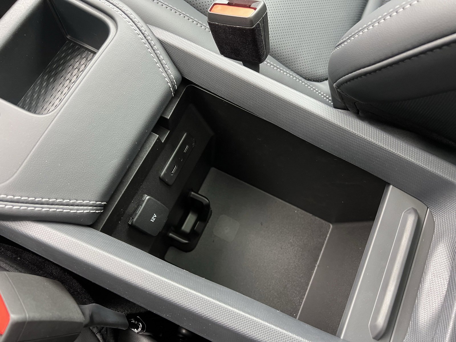 Used 2025 Ford Mustang Mach-E Premium image 44