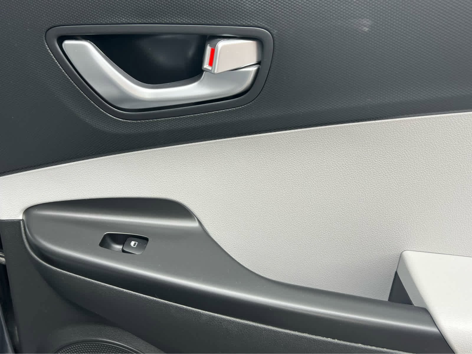 Certified 2022 Hyundai Kona SEL w/ Convenience Package image 22