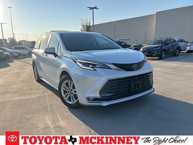 Used 2023 Toyota Sienna Platinum