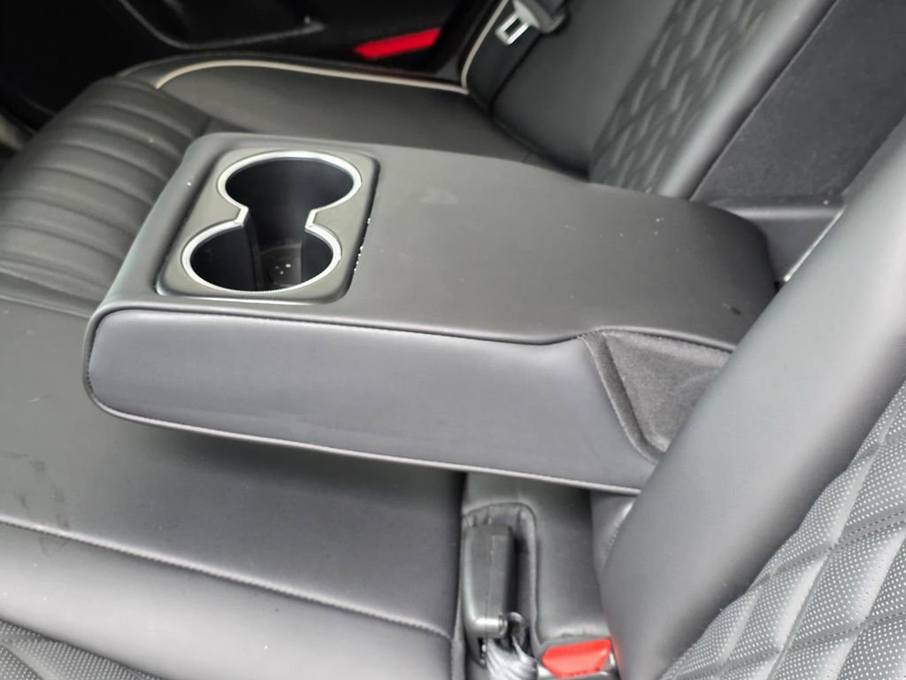 Used 2021 Genesis G70 2.0T w/ Prestige Package image 11