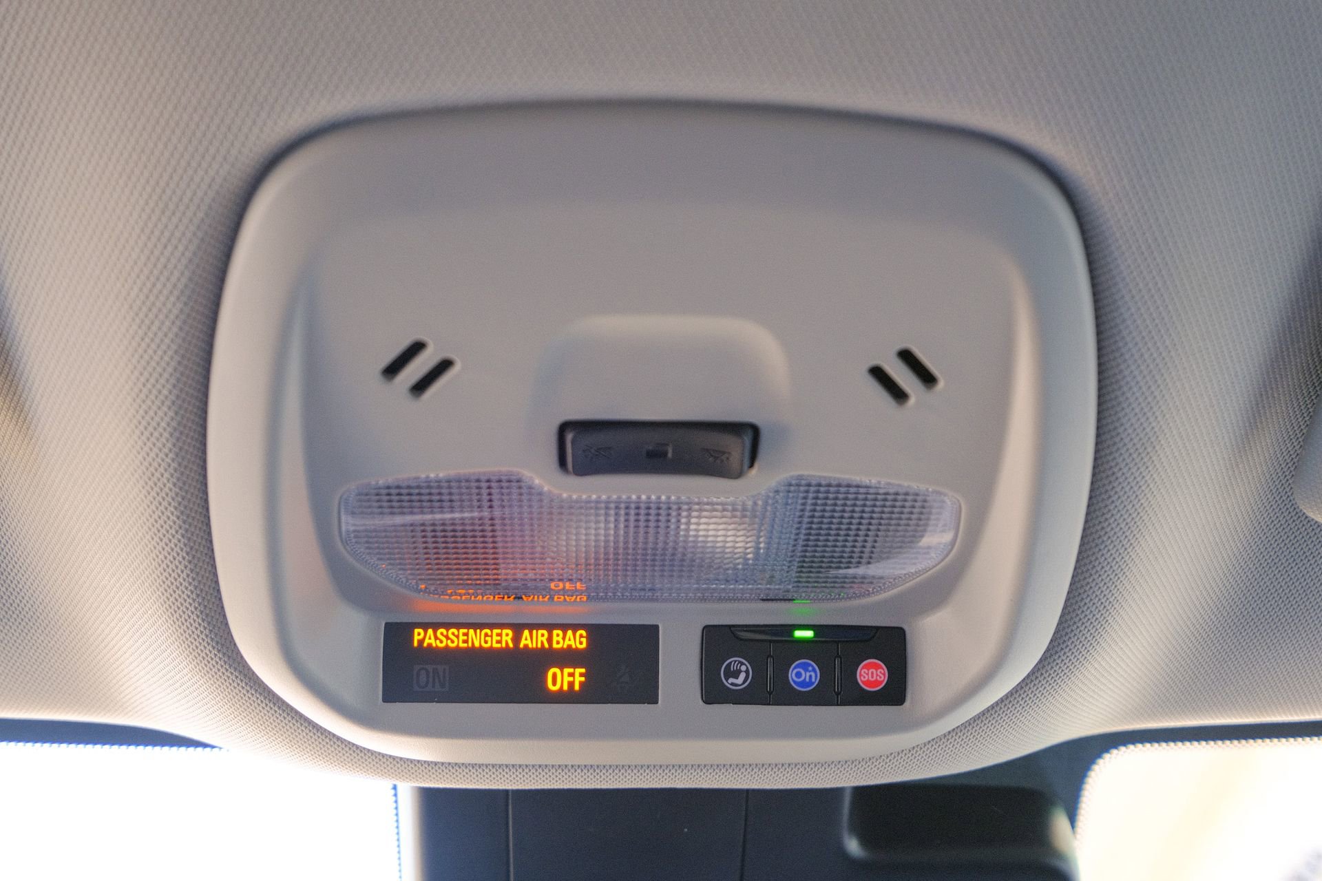 Used 2025 Chevrolet Trax LT image 30