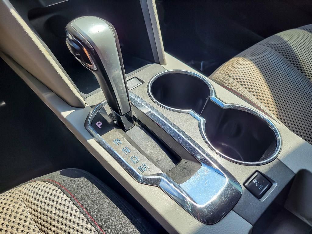 Used 2015 Chevrolet Equinox LT w/ Driver Convenience Package image 15