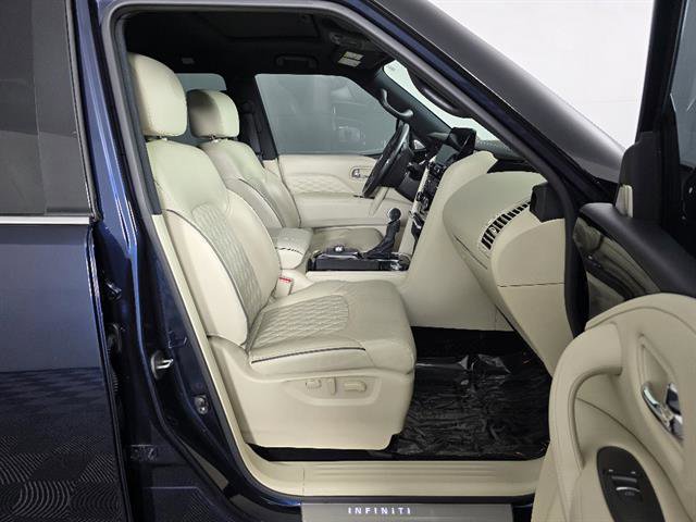 Used 2023 INFINITI QX80 Sensory w/ All-Season Package image 13