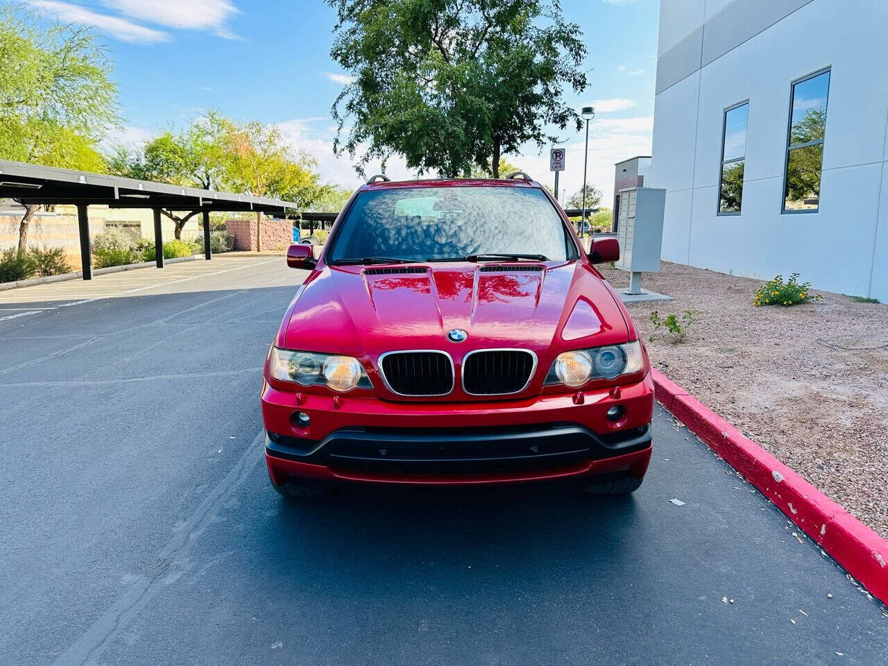 Used 2002 BMW X5 4.6is image 1