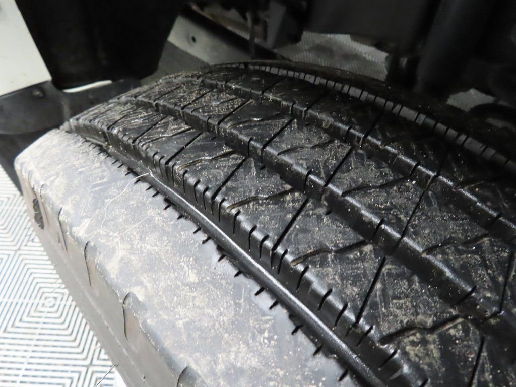 Used 2025 Ford F450 Platinum w/ FX4 Off-Road Package AWD/4WD image 7