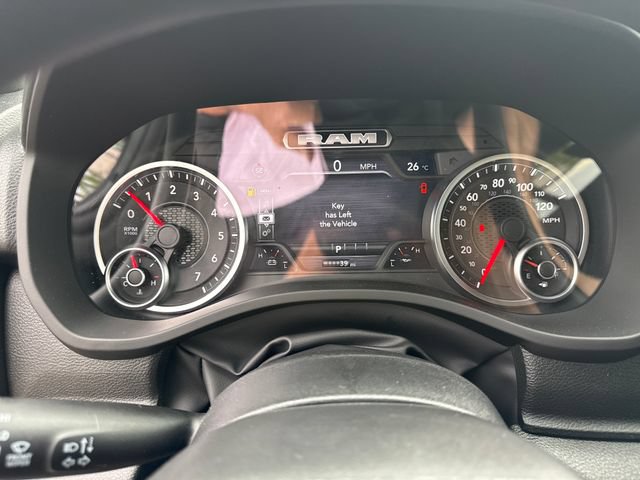 New 2026 RAM 1500 Express AWD/4WD image 10