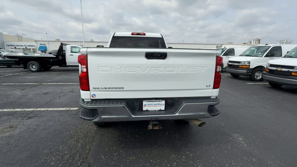 Used 2024 Chevrolet Silverado 2500 LT AWD/4WD image 7