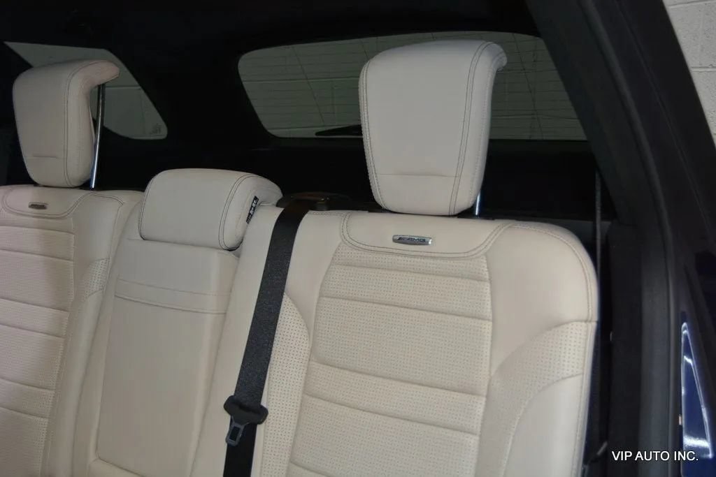 Used 2012 Mercedes-Benz ML 63 AMG 4MATIC image 21