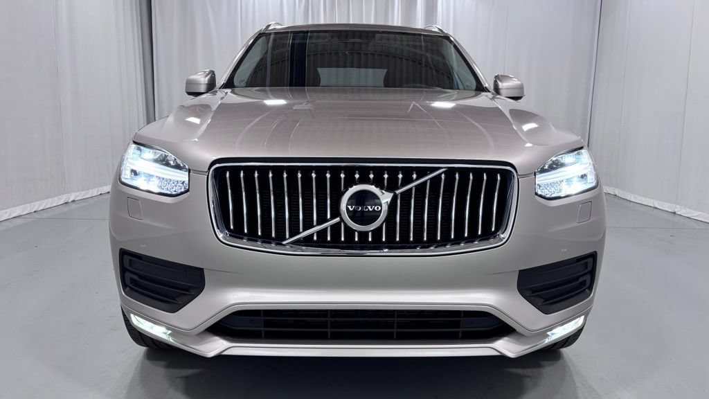 Certified 2023 Volvo XC90 B5 Core w/ Climate Package AWD/4WD image 3