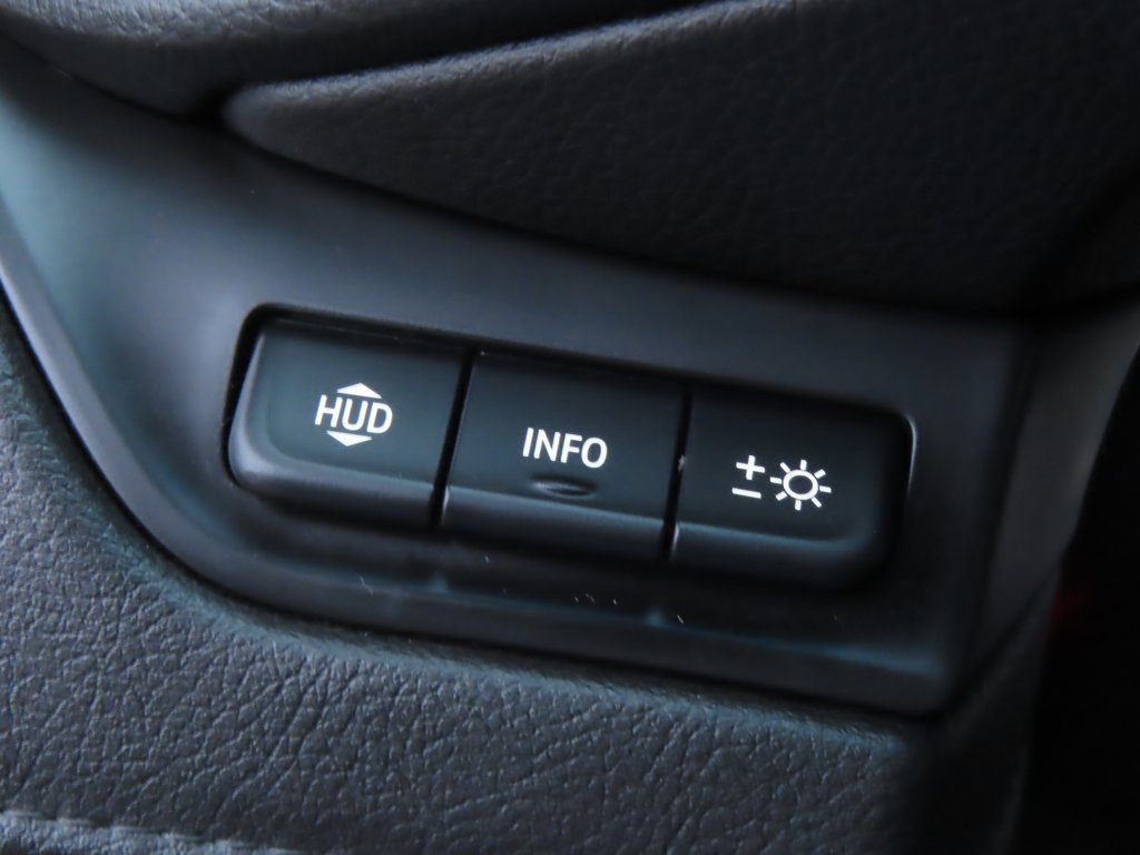 Used 2019 Cadillac Escalade Premium Luxury image 17