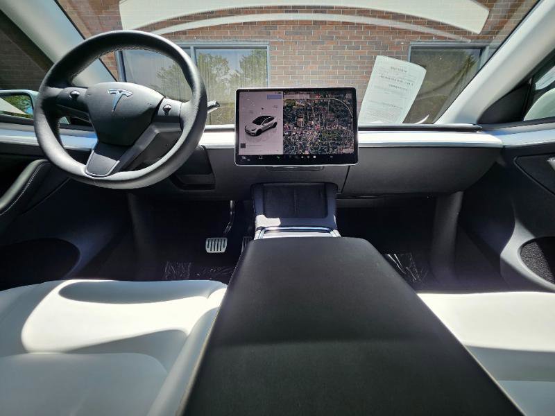 Used 2023 Tesla Model Y Performance AWD/4WD image 40