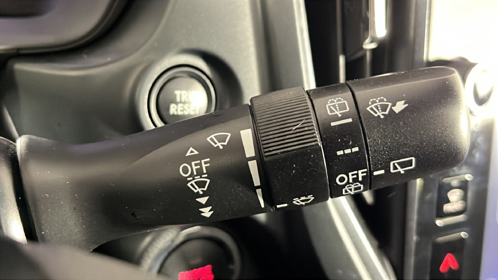 Used 2025 Subaru Forester Premium AWD/4WD image 27