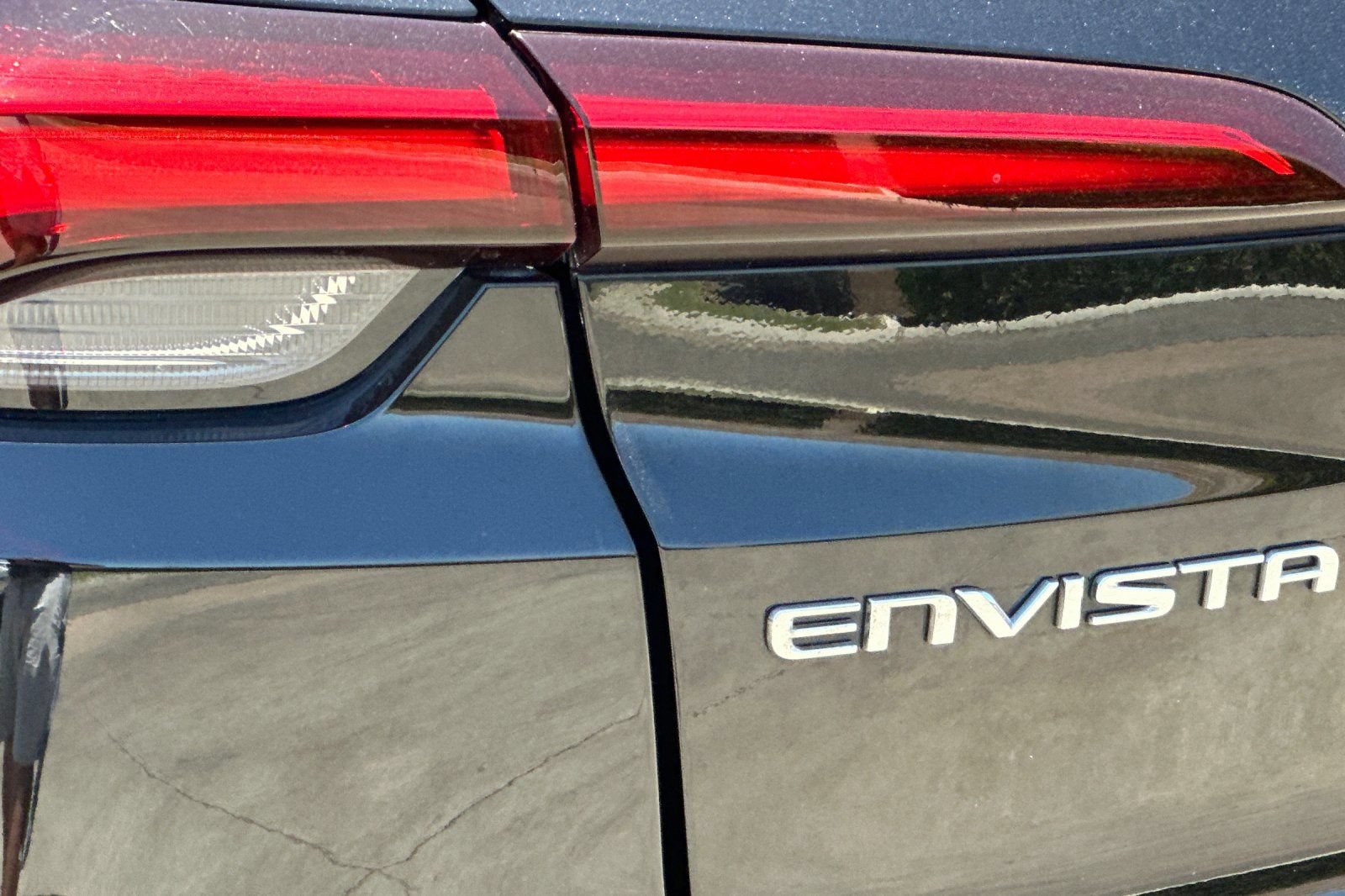 Certified 2025 Buick Envista Sport Touring FWD image 27