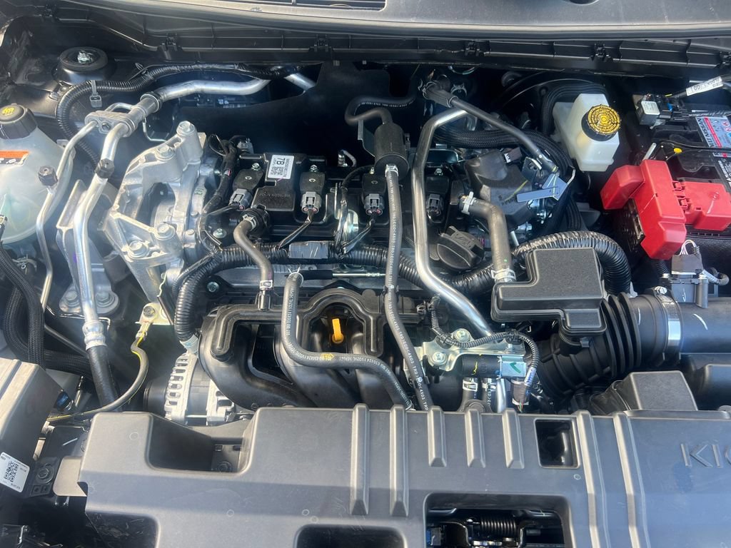 Certified 2025 Nissan Kicks SR AWD/4WD image 22