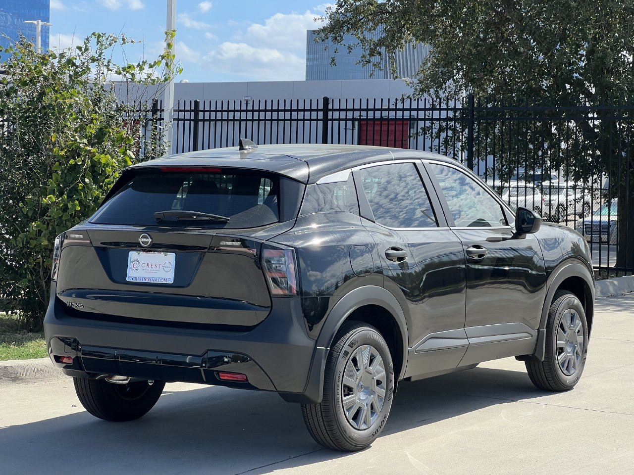 New 2027 Nissan Kicks S FWD image 4