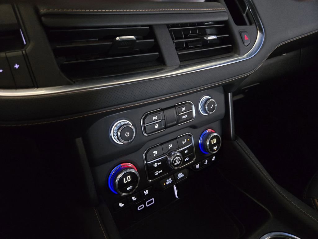Certified 2024 GMC Yukon XL AT4 w/ Technology Package image 11