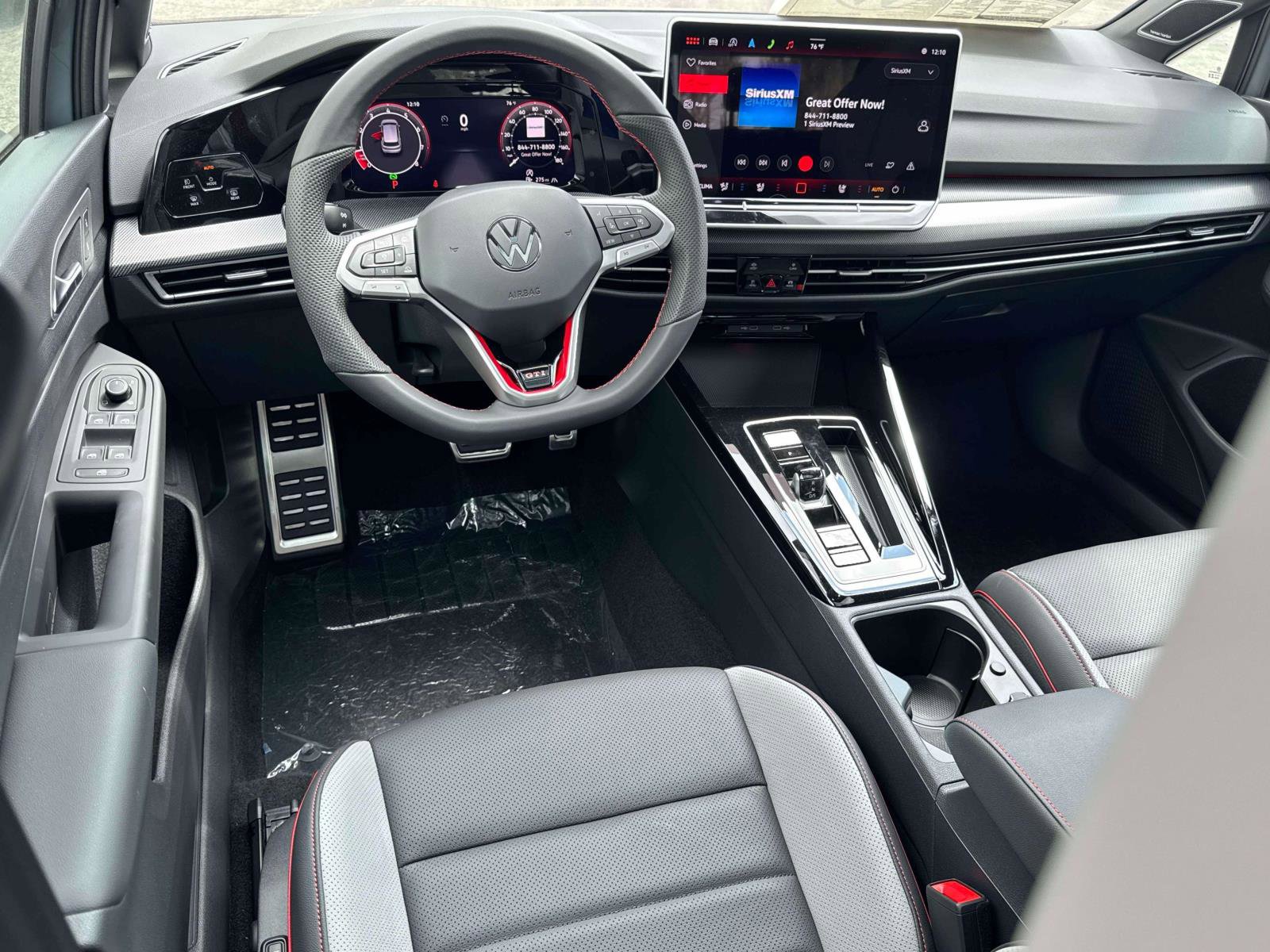 New 2025 Volkswagen GTI SE image 7