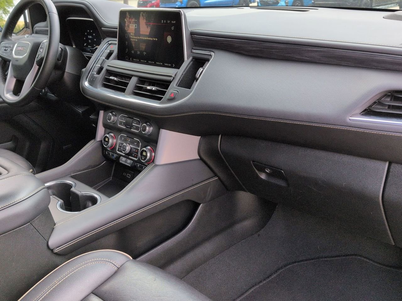 Used 2024 GMC Yukon SLT image 26