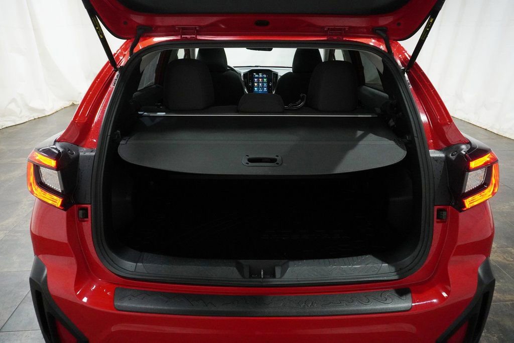 Used 2025 Subaru Crosstrek 2.0i Premium image 6