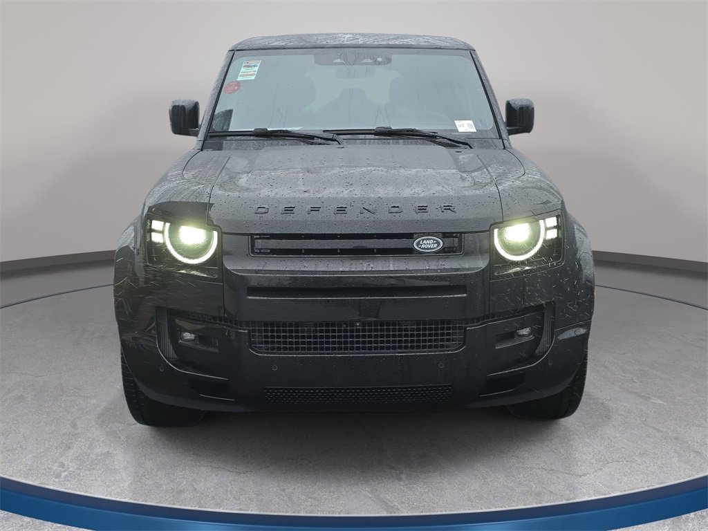 New 2026 Land Rover Defender 110 V8 image 2