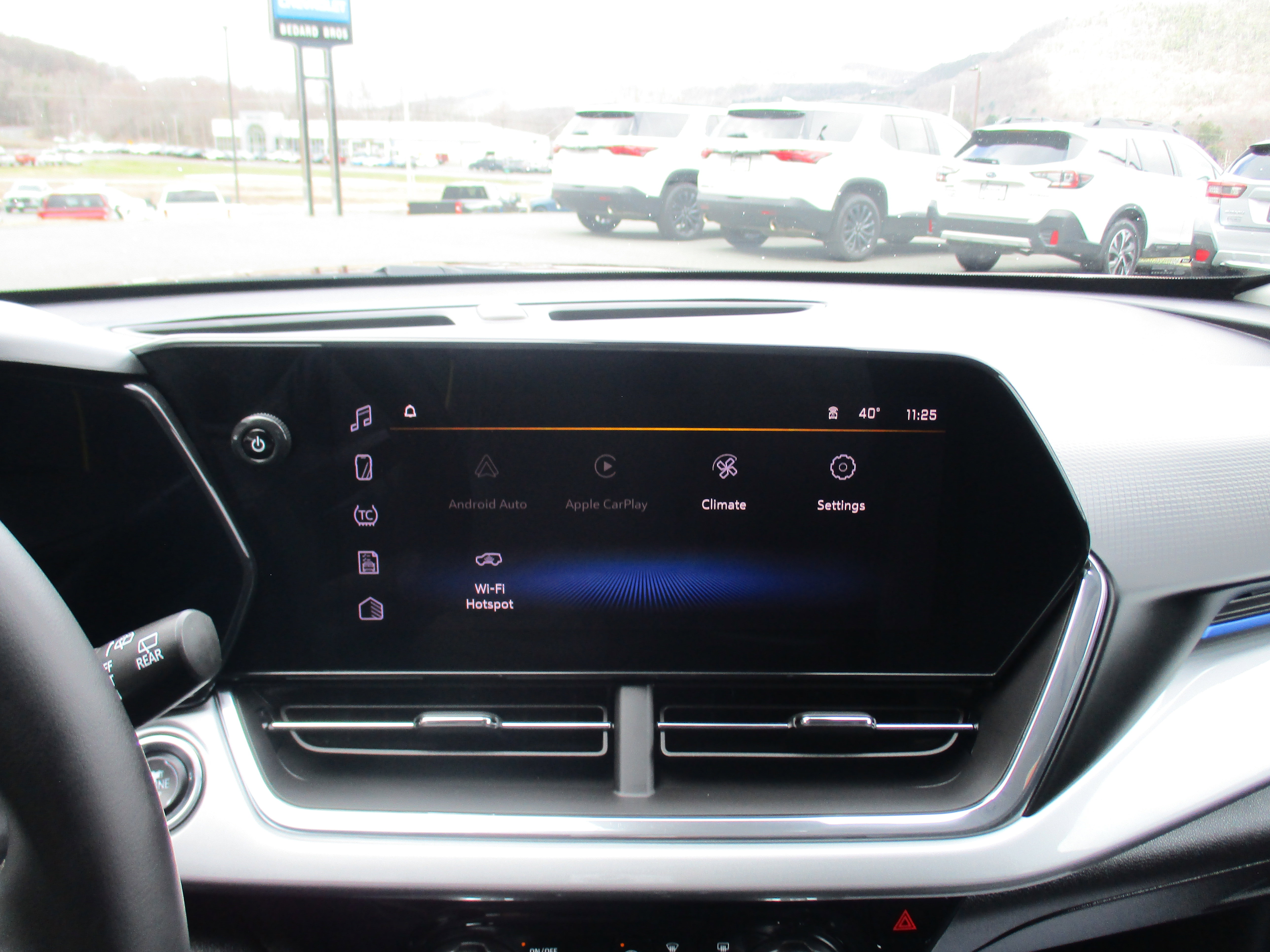 Certified 2024 Chevrolet Trax LT w/ Driver Confidence Package image 16