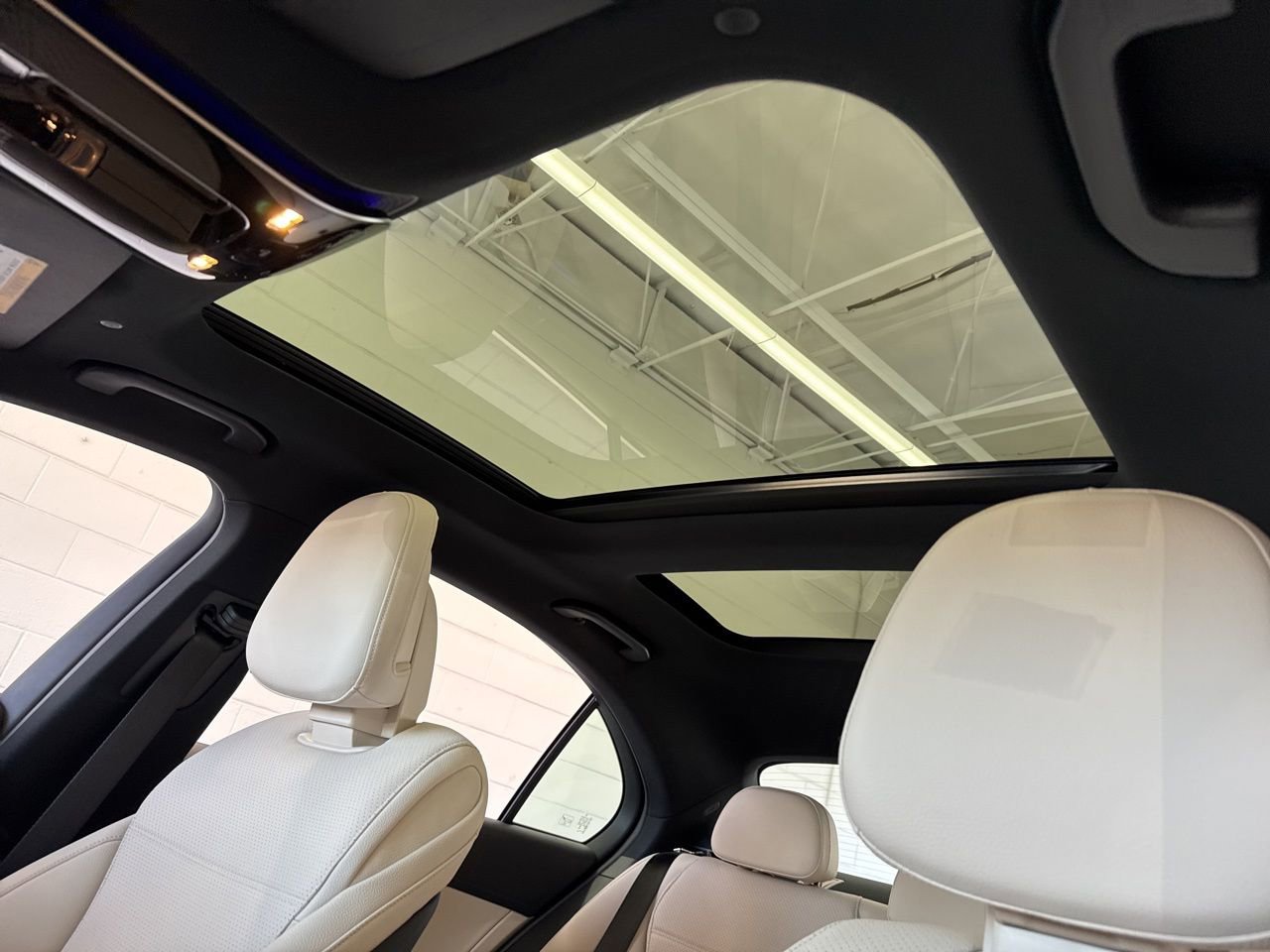 Used 2025 Mercedes-Benz C 300 Sedan image 16