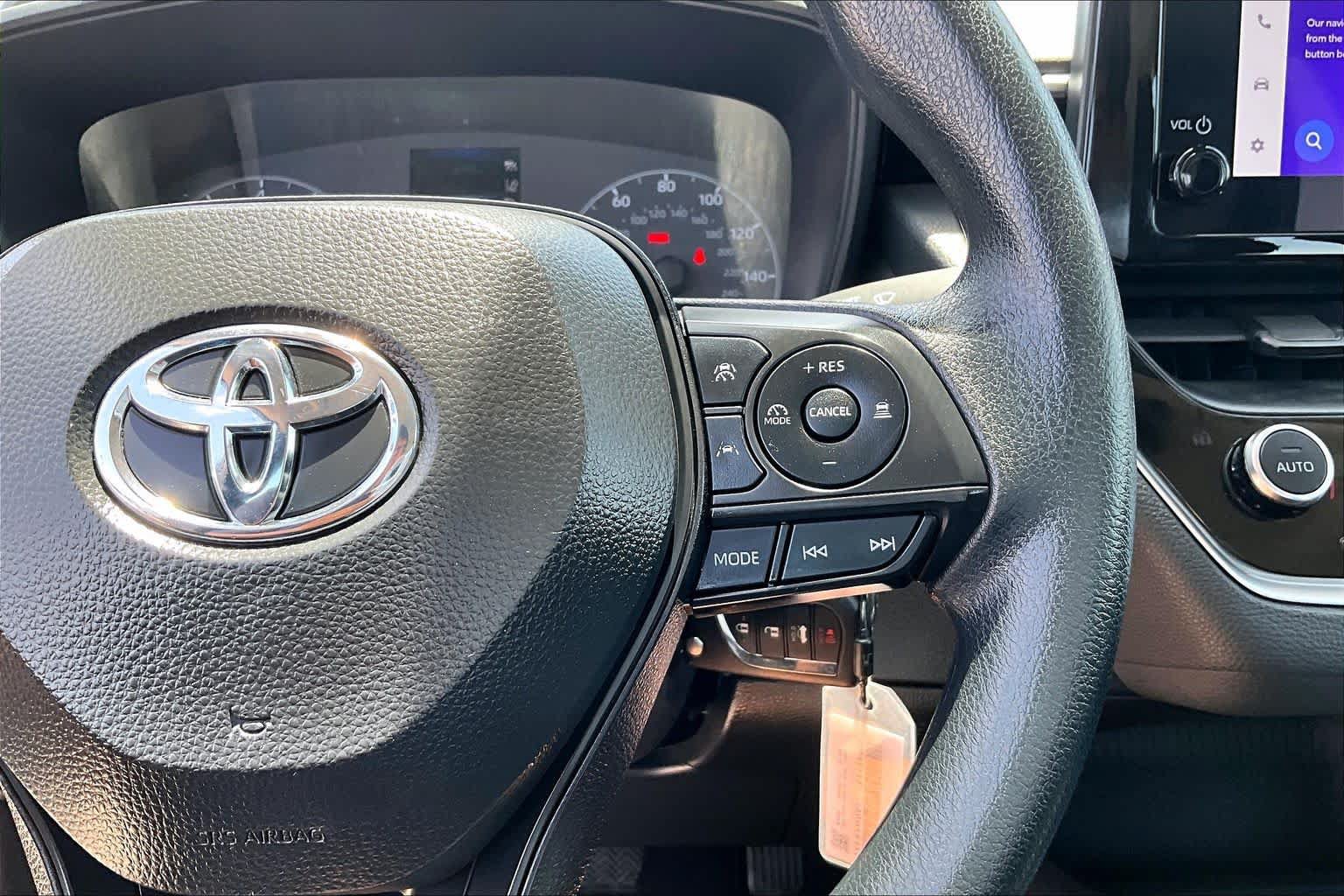 Used 2024 Toyota Corolla LE FWD image 24
