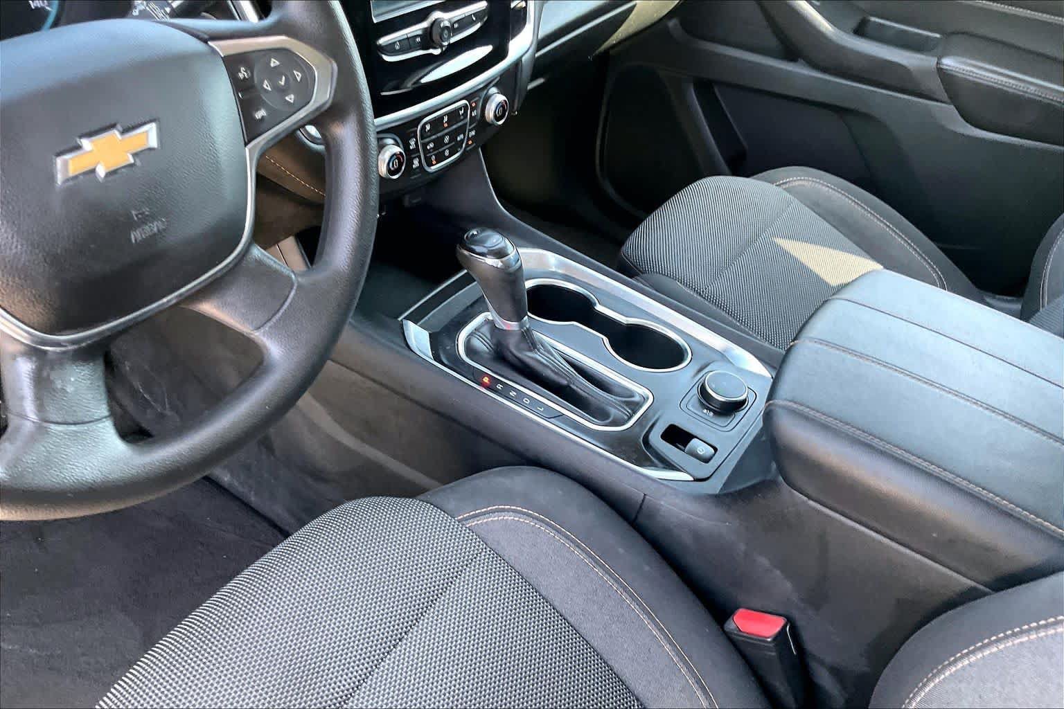 Used 2018 Chevrolet Traverse LS FWD image 15
