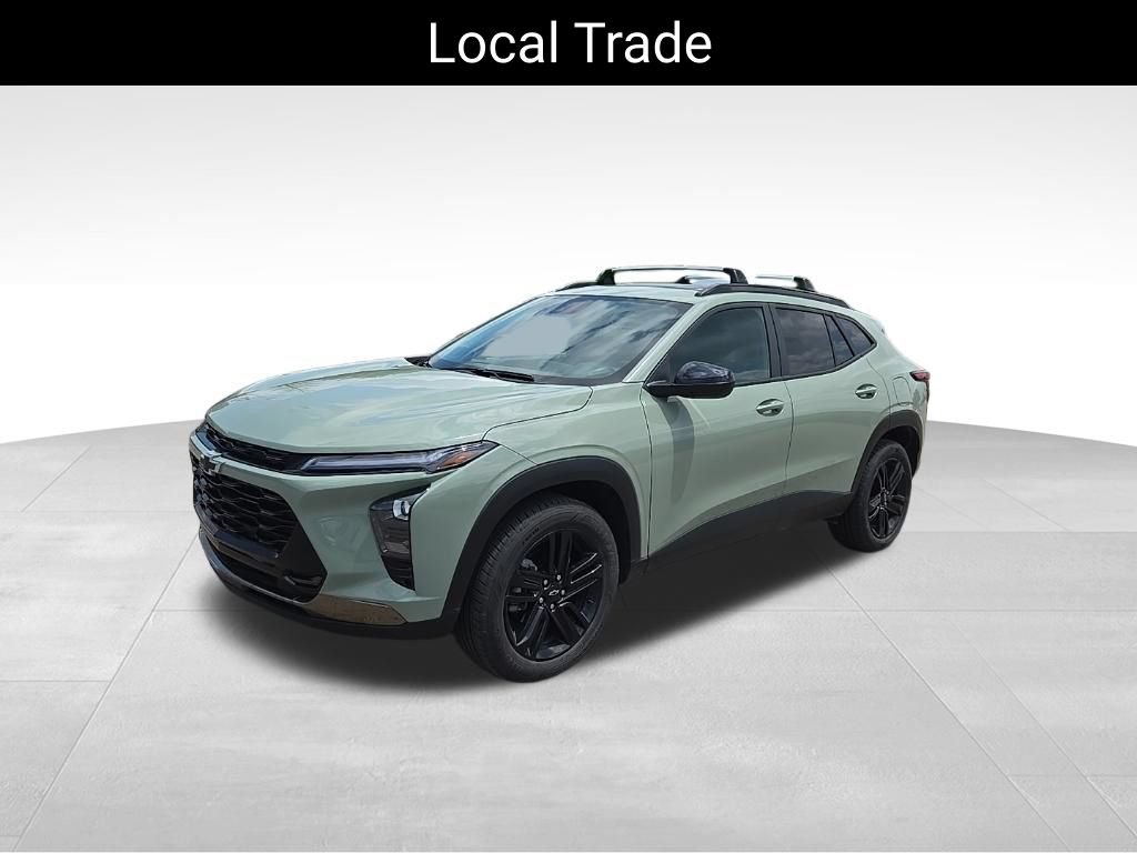 Used 2025 Chevrolet Trax ACTIV w/ Sunroof Package FWD image 8
