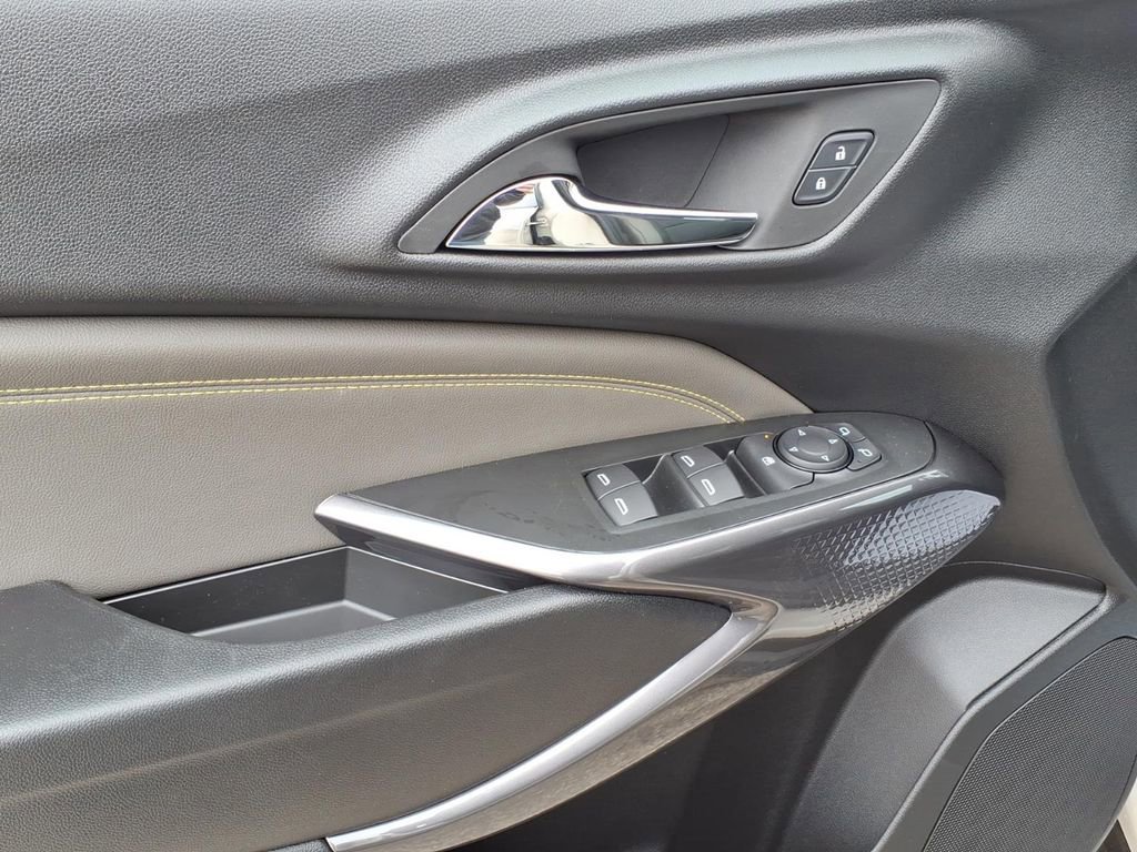 New 2026 Chevrolet Trax ACTIV image 11