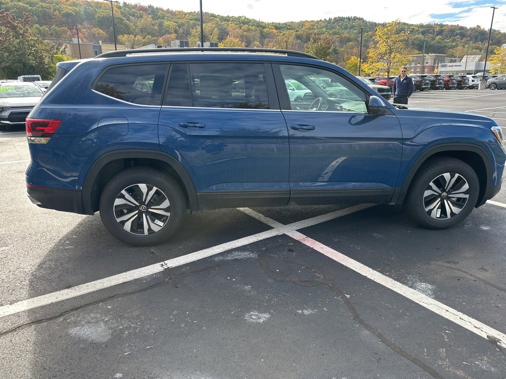 New 2026 Volkswagen Atlas SE image 4