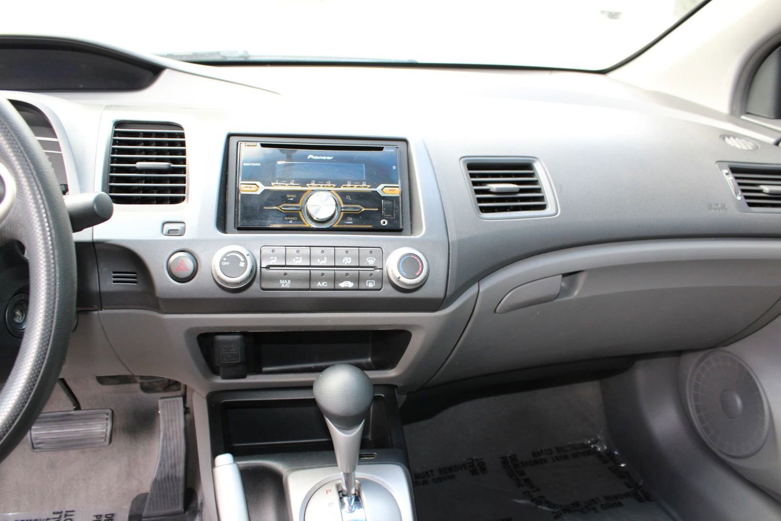 Used 2010 Honda Civic LX image 8