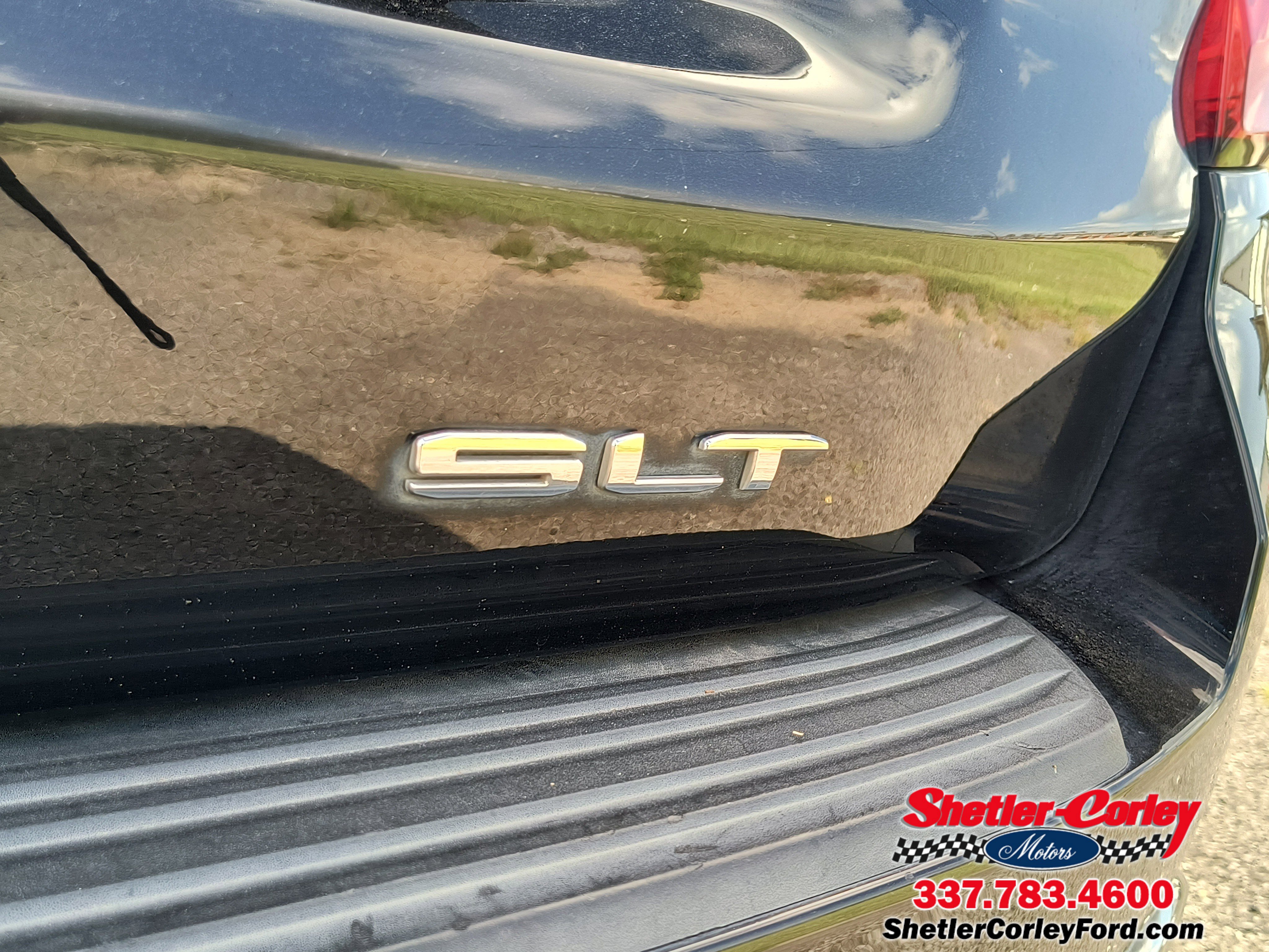 Used 2022 GMC Yukon SLT w/ SLT Luxury Package image 6