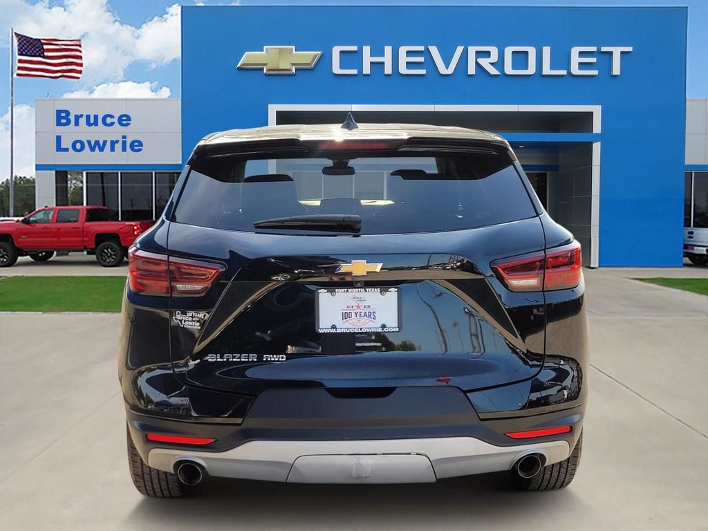 Used 2025 Chevrolet Blazer LT AWD/4WD image 5