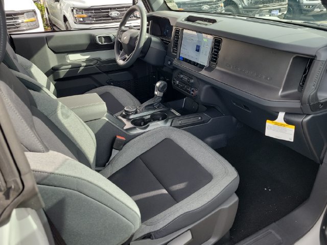 New 2026 Ford Bronco 2-Door AWD/4WD image 18