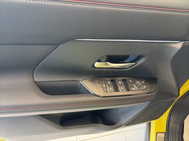New 2026 Nissan Kicks SR w/ SR Premium Package image 16