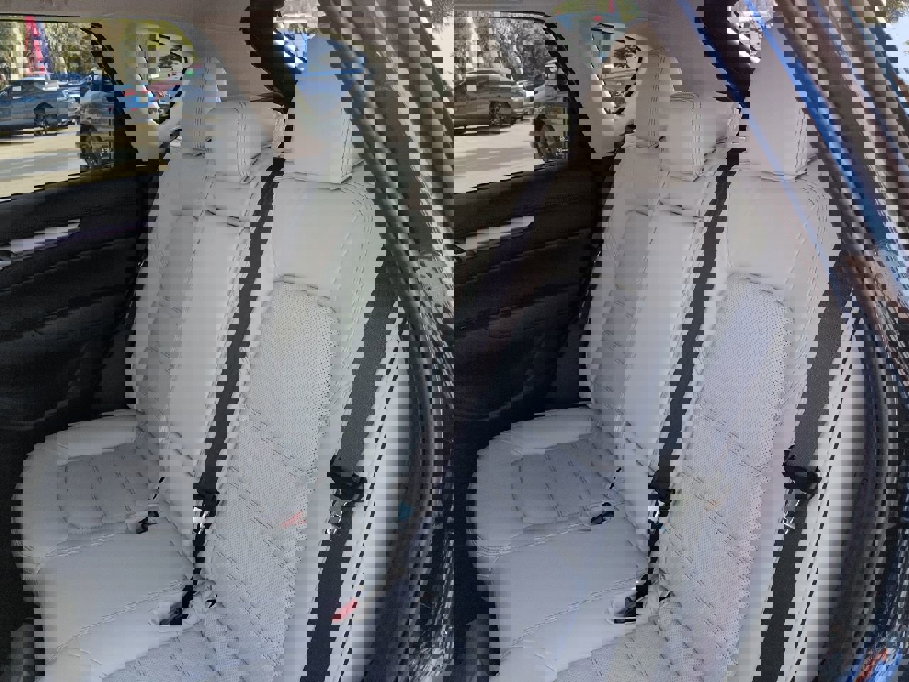 Used 2025 MAZDA CX-5 AWD 2.5 S w/ Preferred Package image 13